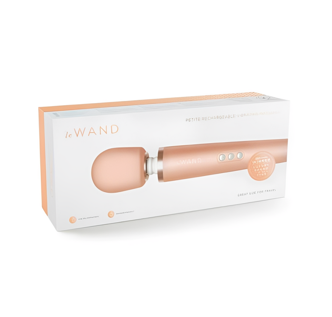 Le Wand Petite Rechargeable Vibrating Massager Rose Gold